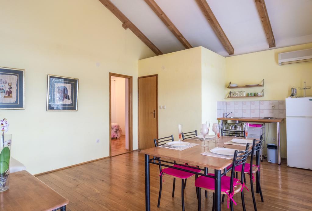 Ferienwohnung Plavi Apartman Sukošan Exterior foto